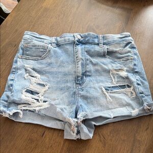 Super cute curvy high rise shortie